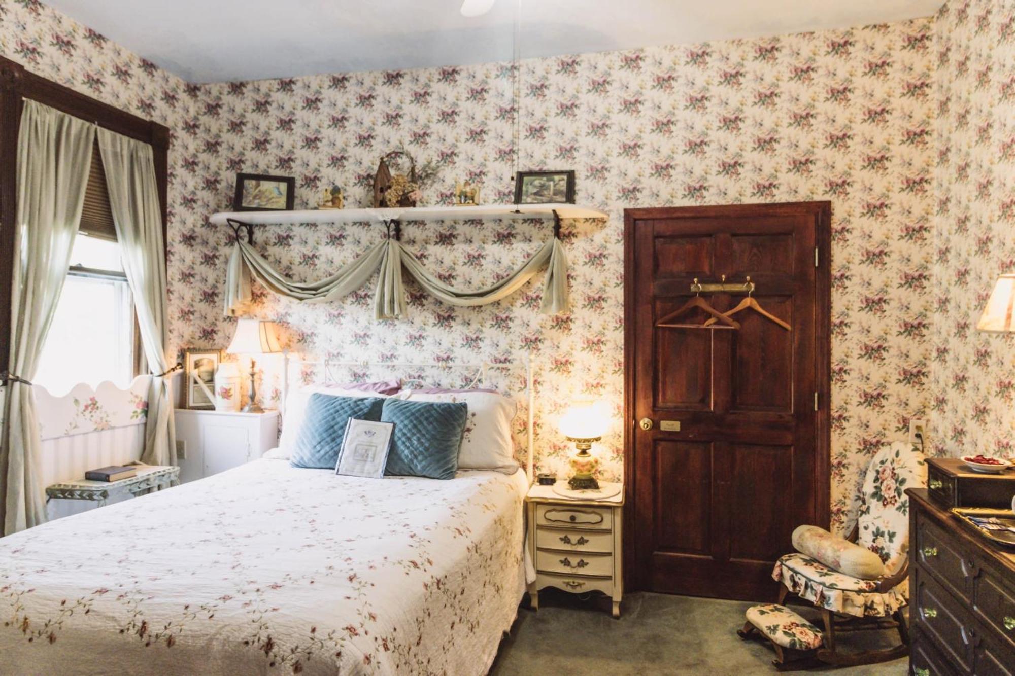 Simmons-Bond Inn Bed & Breakfast Toccoa エクステリア 写真
