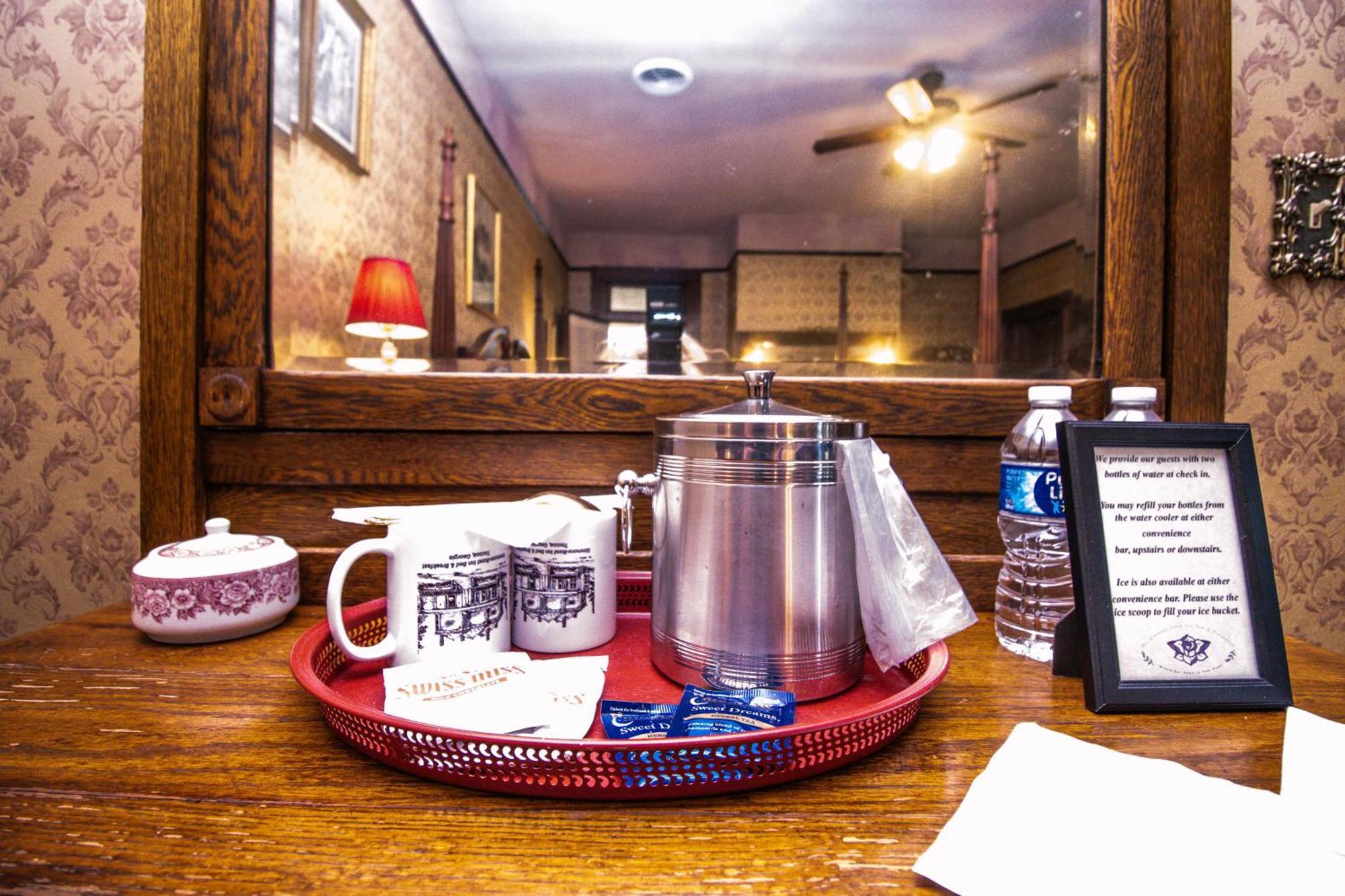 Simmons-Bond Inn Bed & Breakfast Toccoa 部屋 写真