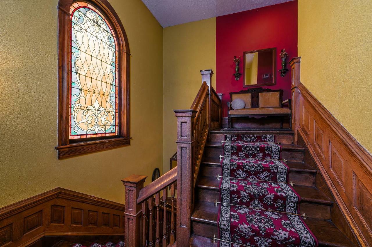 Simmons-Bond Inn Bed & Breakfast Toccoa エクステリア 写真